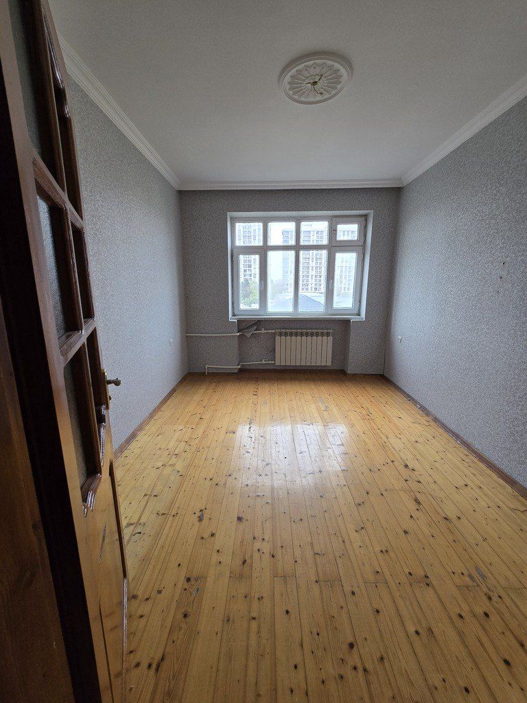Satılır 3 otaqlı köhnə tikili 57 m² — Mənzil, Bakı (3)