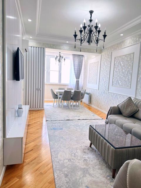 Satılır 2 otaqlı yeni tikili 75.5 m² — Bakı