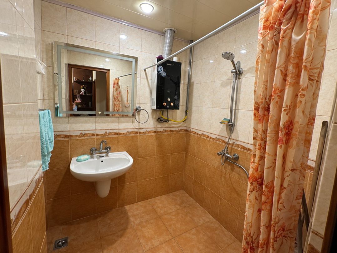 Satılır 3 otaqlı köhnə tikili 86 m² — Mənzil, Bakı (10)