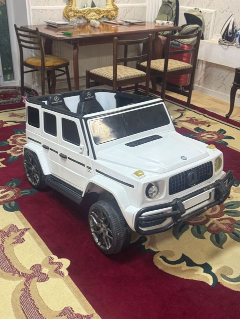 Uşaq üçün elektrikli minik avtomobili – Mercedes-Benz G-Class — Digah