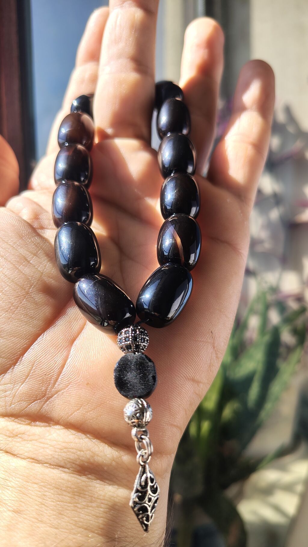Qara əqiq təsbeh - Material: yüksək parlaq, oval formalı qara əqiq — Uca bilərziklər, Digah (4)