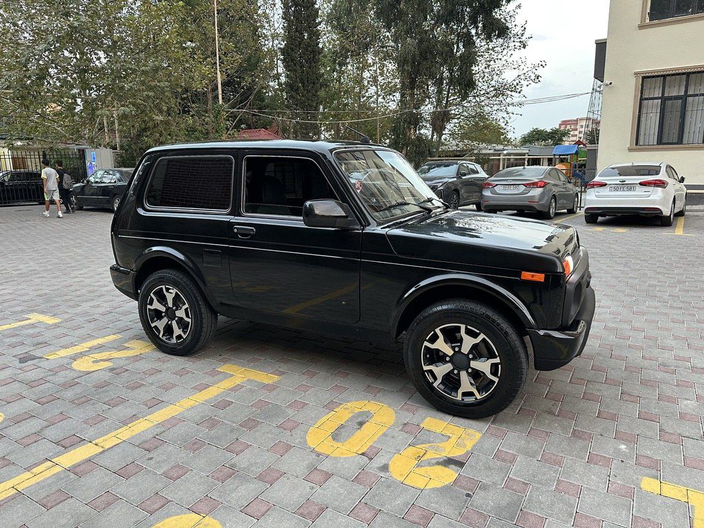 Lada (VAZ) Niva, 1.7 L, 2019 il, 120 000 km 77-VG-137 — Avtomobillər, Bakı (9)