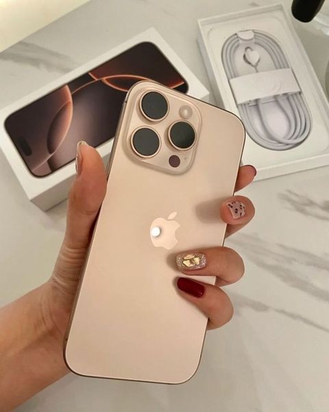 IPhone 16 Pro Max, 256 GB, Desert Titanium, Face ID — Digah