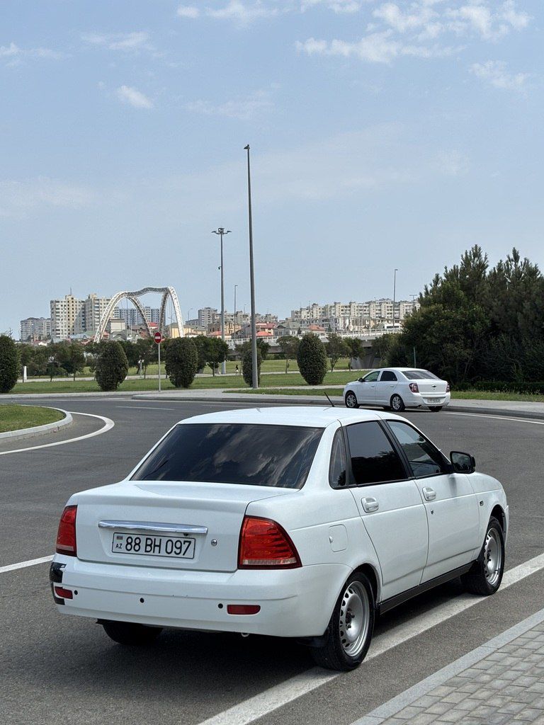 Lada (VAZ) Priora, 1.6 L, 2009 il, 398 000 km 88-BH-097 — Avtomobillər, Bakı (2)