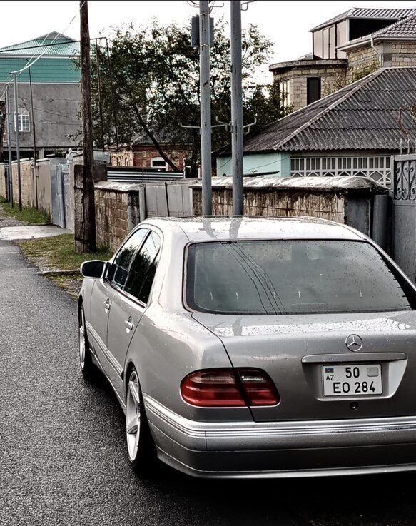Mercedes E 320, 2001 il, 270000 km, 3.2 L 50-EO-284 — Avtomobillər, Bakı (2)