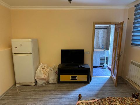 İcarəyə verilir 1 otaqlı köhnə tikili 25 m² — Bakı