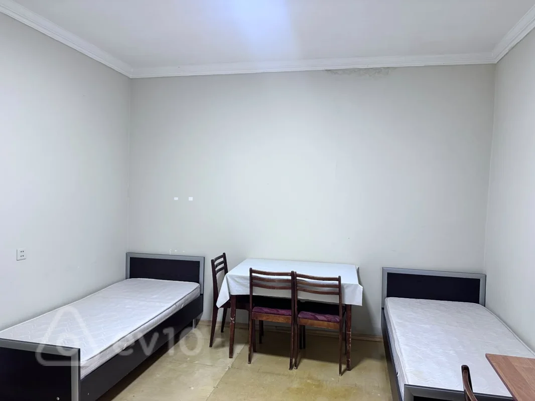 1 otaqlı həyət evi, 26 m², Insaatcilar metrosu — kirayə — Ev, villa, Bakı (8)