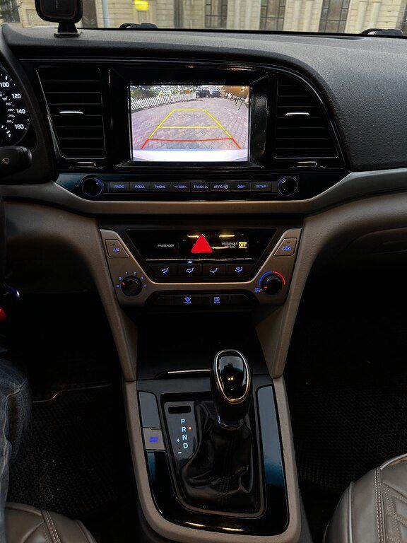 Hyundai Elantra, 2.0 L, 2017 il, 250 253 km — Avtomobillər, Bakı (9)