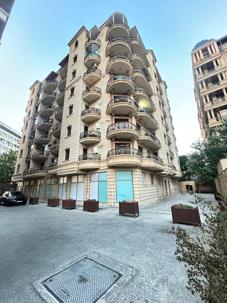 5 otaqlı mənzil, 210 m², Azadlıq prospekti — Mənzil, Bakı (3)