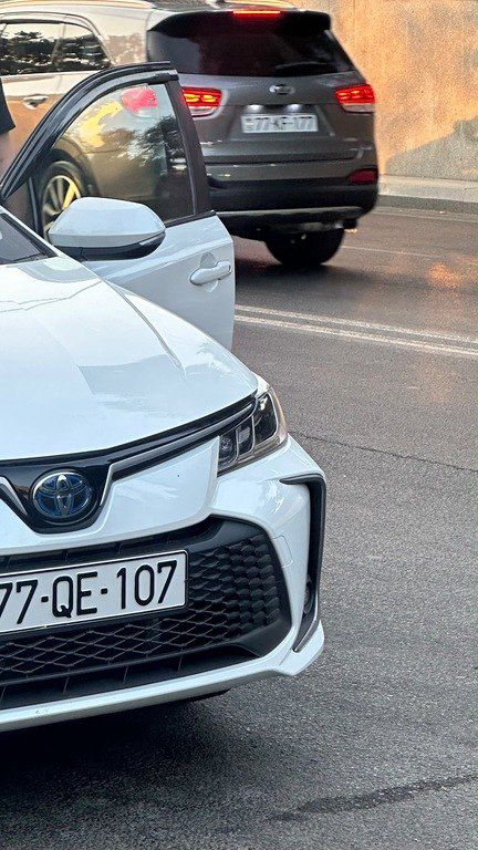 Toyota Corolla, 1.8 L, 0.85 kWh, 2024 il, 51 000 km 77-QE-107 — Avtomobillər, Bakı (2)