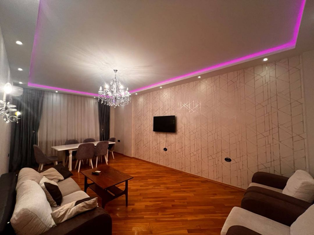 İcarəyə verilir 2 otaqlı yeni tikili 85 m² — Mənzil, Bakı (11)