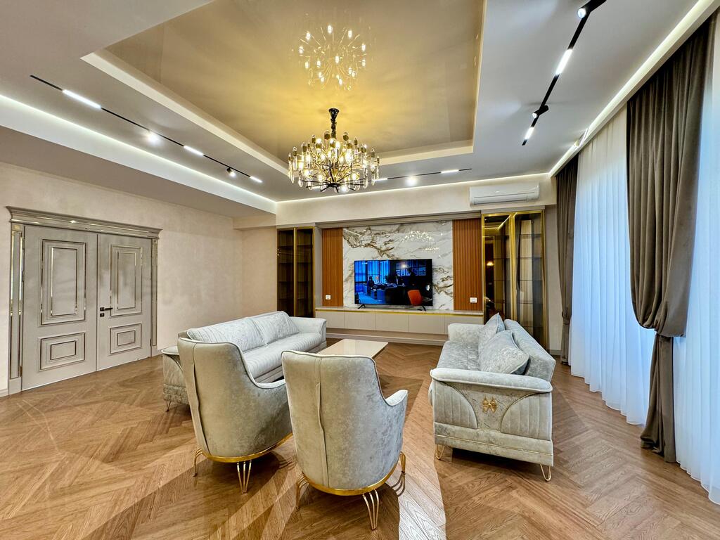 İcarəyə verilir 4 otaqlı yeni tikili 250 m² — Mənzil, Bakı (5)