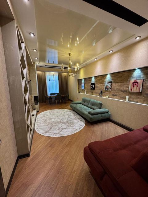 Satılır 3 otaqlı yeni tikili 118 m² — Bakı