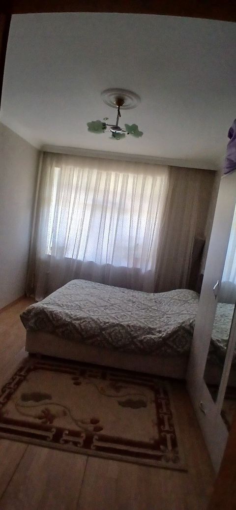 Satılır 2 otaqlı köhnə tikili 50 m² — Bakı