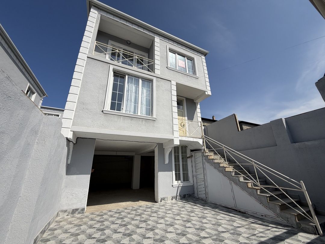 Satılır 4 otaqlı həyət evi/bağ evi 180 m² — Ev, villa, Bakı