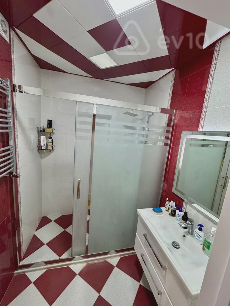 For sale: 3-room apartment (new building), 140 m² — Mənzil, Bakı (10)