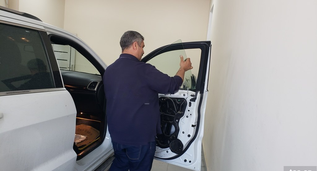 Avtomobil şüşəsi Range Rover modelləri üçün — Avto, Bakı (11)