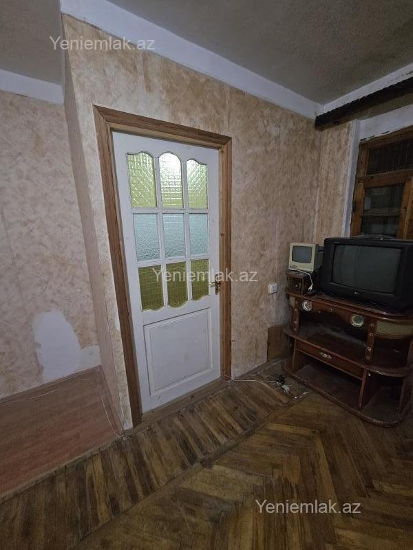 Satılır 2 otaqlı Bina evi menzil (Köhnə tikili), 46 m², 4-cü mikrorayon — Mənzil, Sumqayıt (5)