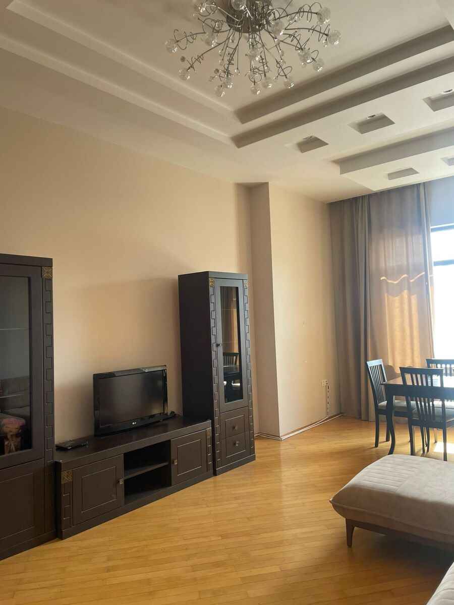 Satılır 3 otaqlı yeni tikili 160 m² — Mənzil, Bakı (5)