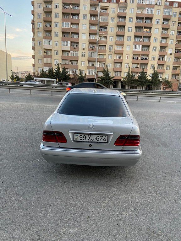Mercedes E 240, 2.4 L, 1999 il, 380 000 km 99-XJ-674 — Avtomobillər, Bakı (5)