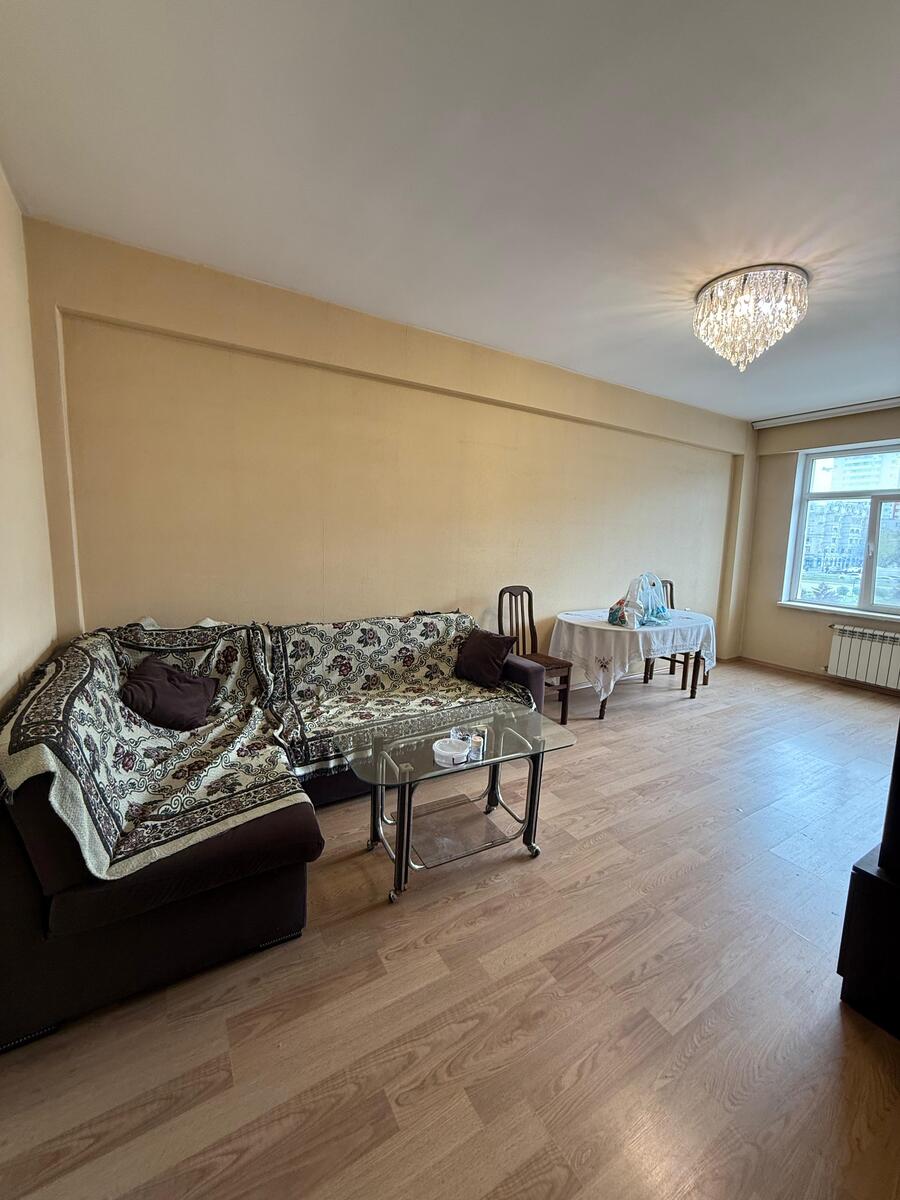 Satılır 2 otaqlı yeni tikili 70 m² — Mənzil, Bakı