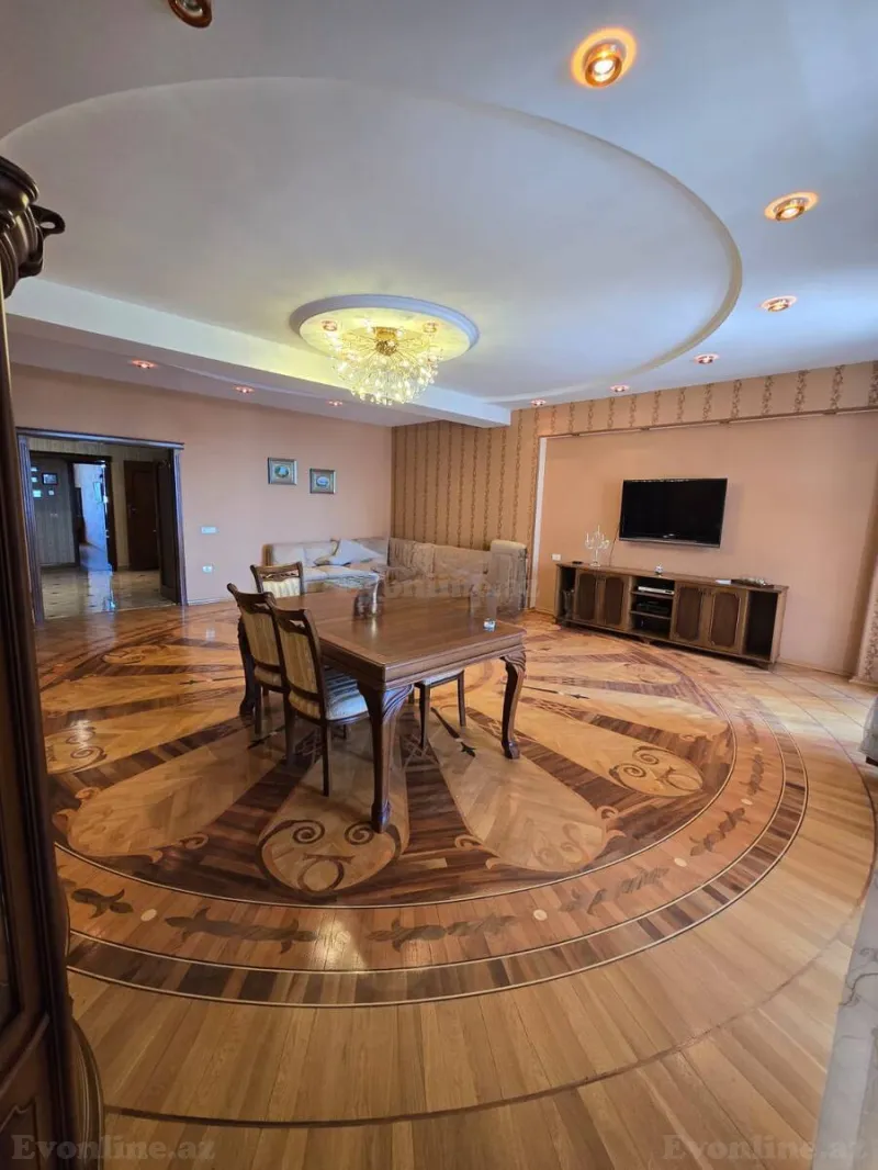 Satılır 3 otaqlı Mənzil Yeni tikili 161 m² Bakı, Nəsimi r., 28 May m — Bakı