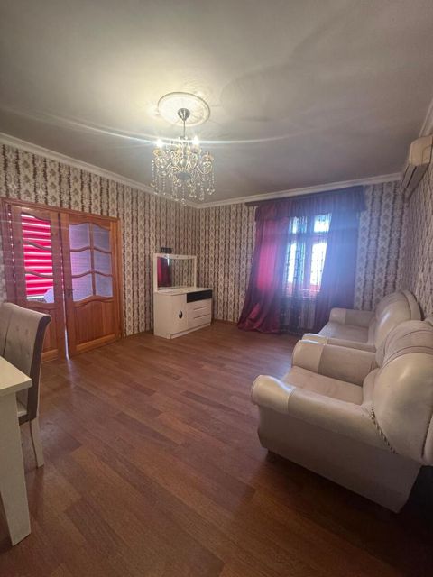 Satılır 1 otaqlı köhnə tikili 42 m² — Bakı