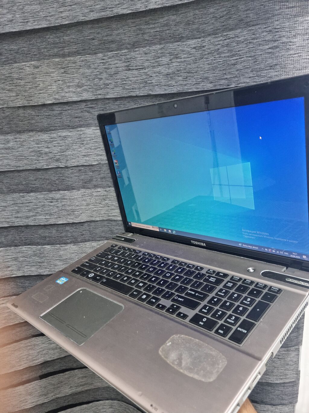 Toshiba Noutbuk 500 ssd 200 hdd intel core i5 ddr3 8 gb yaxsi — Toshiba, Bakı
