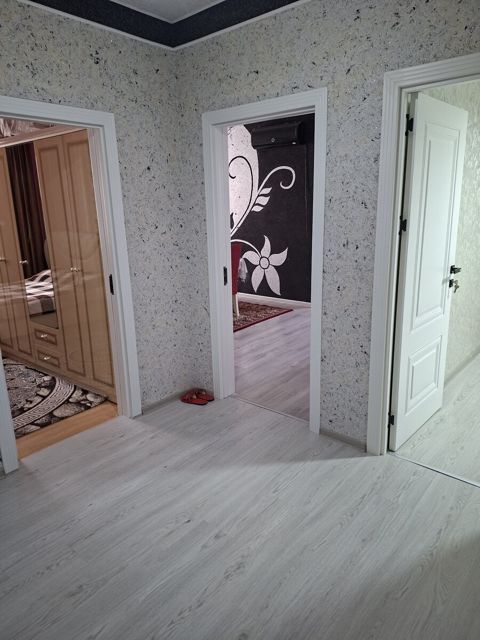 2-otaqlı mənzil, Şəki ş., 65 m² — Şəki