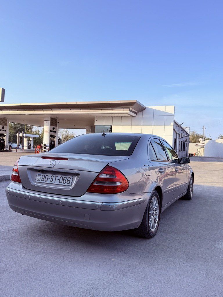 Mercedes E 240, 2.6 L, 2003 il, 349 000 km 90-ST-066 — Avtomobillər, Beyləqan (4)
