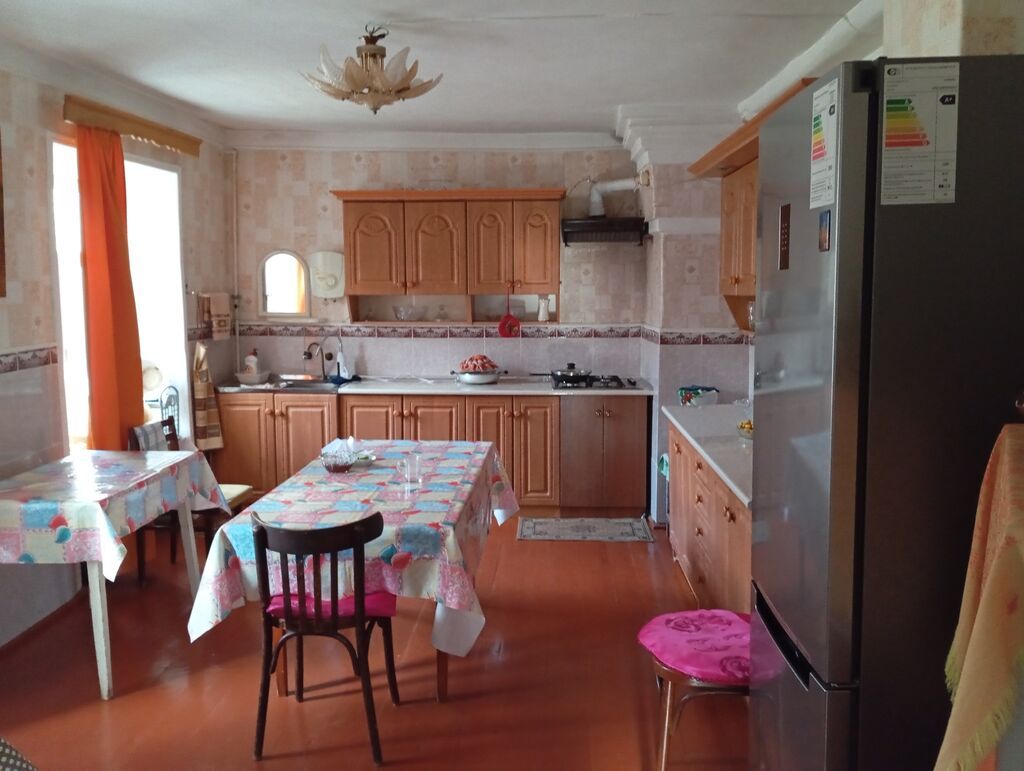 Satılır: Həyətli evi, 13sot torpag,ev 180kv,birmertebeli,tam — Ev, villa, Bakı (9)