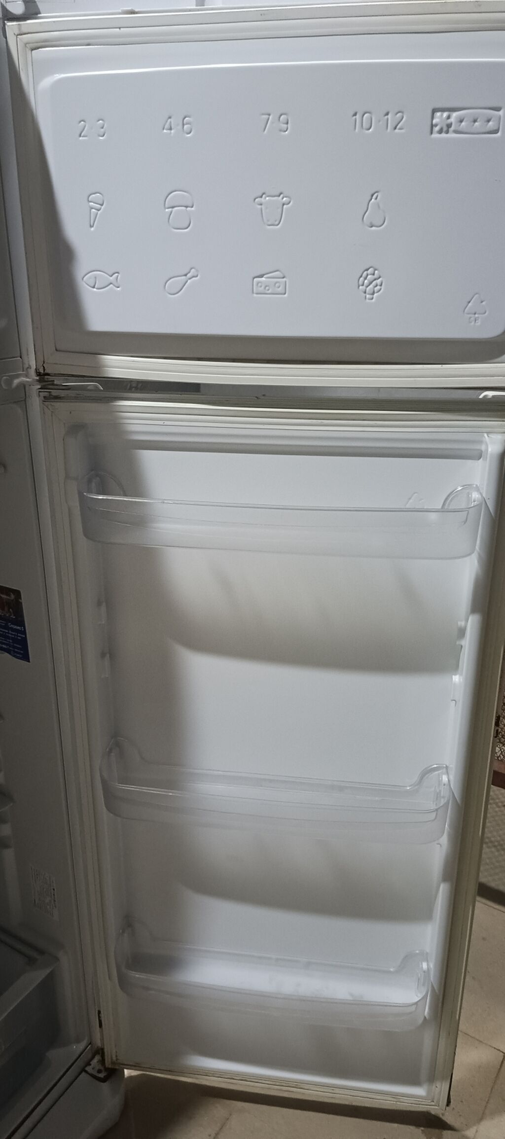 Indesit iki qapılı soyuducu - Brend/model: Indesit - Tip: Üstdə — Soyuducular, Saray (6)