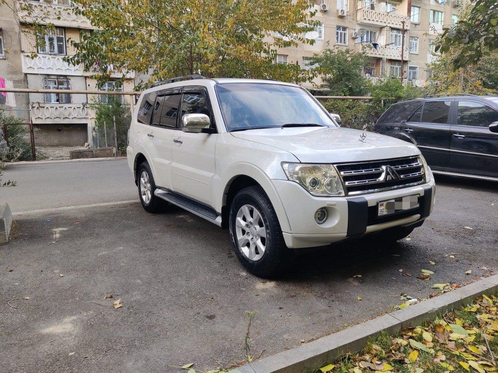 Mitsubishi Pajero, 3.5 L, 2011 il, 240 000 km 90-KL-021 — Avtomobillər, Bakı (10)