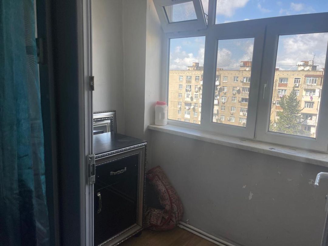 Satılır 4 otaqlı köhnə tikili 100 m² — Mənzil, Bakı (9)