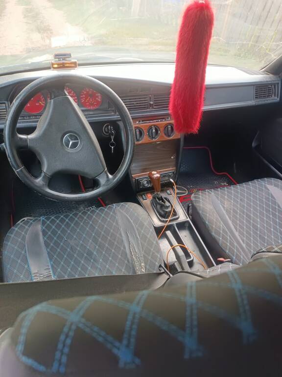 Mercedes 190, 2.0 L, 1992 il, 200 000 km 10-UV-435 — Avtomobillər, Saatlı (5)