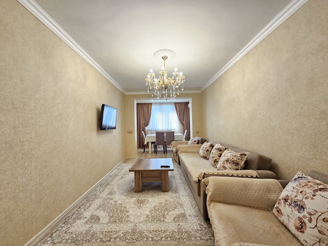 Satılır 3 otaqlı köhnə tikili 70 m² — Mənzil, Bakı (2)