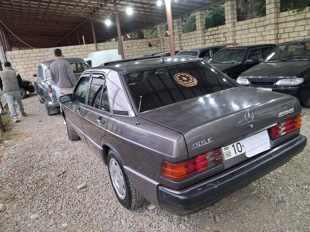 Mercedes 190, 1.8 L, 1992 il, 330 000 km — Avtomobillər, Bakı (4)