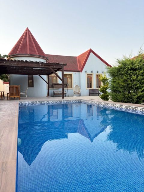 Satılır 4 otaqlı həyət evi/bağ evi 160 m² — Bakı
