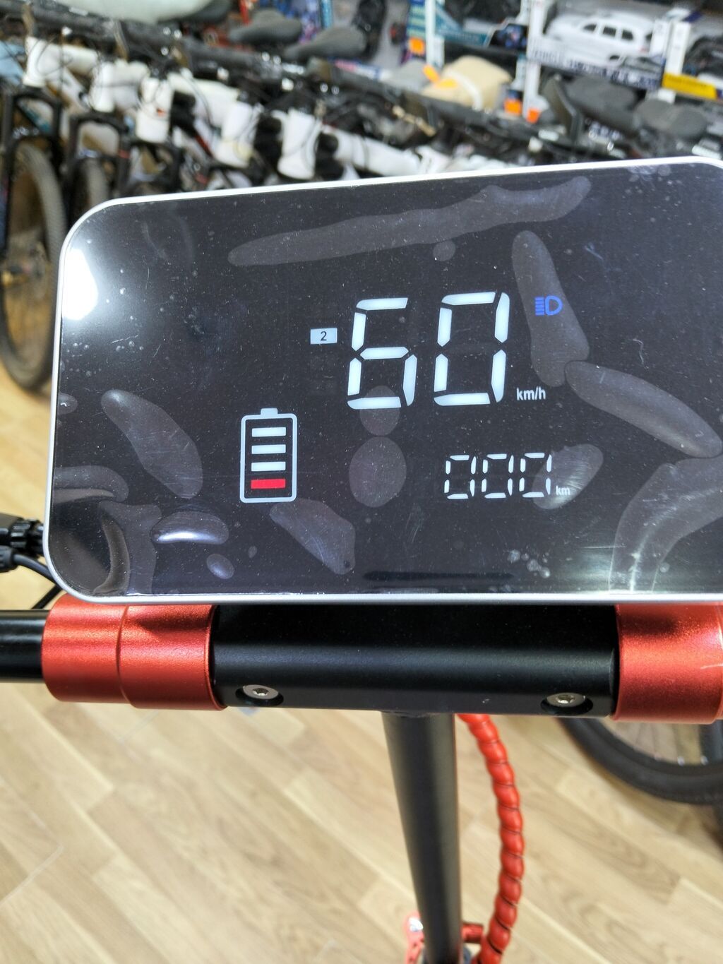 Elektrikli skuter – güclü ön işıqlar və amortizasiya ilə surət 60km — Skuterlər, Bakı (6)