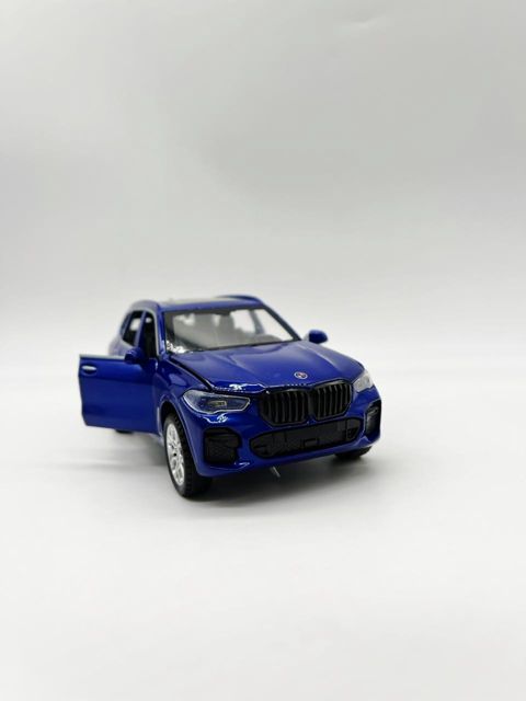 Maşın BMW X5 SUV, metal, göy — Bakı