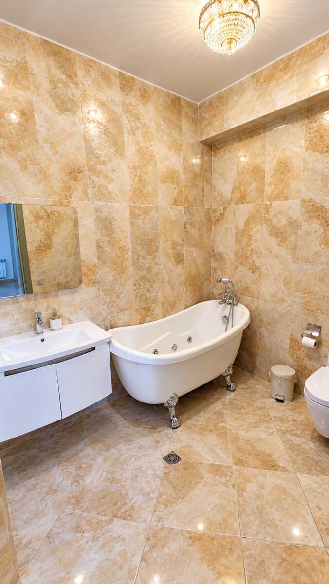 Satılır 4 otaqlı yeni tikili 190 m² — Mənzil, Bakı (9)