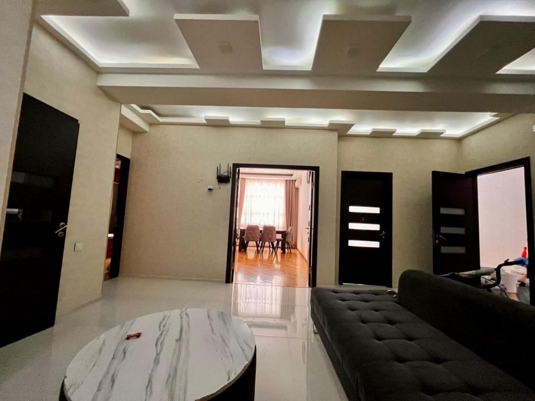İcarəyə verilir 3 otaqlı yeni tikili 128.6 m² — Mənzil, Bakı (3)