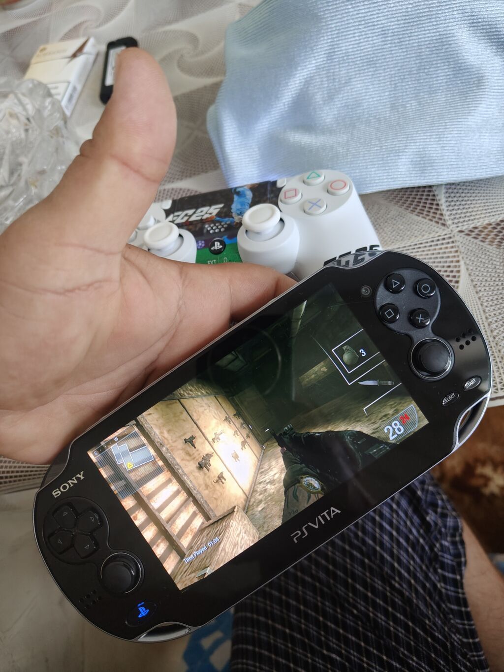 Sony PS Vita (əl konsolu) + simsiz gamepad dəsti - Model: Sony PS — Portativ oyun konsoləri, Bakı (3)