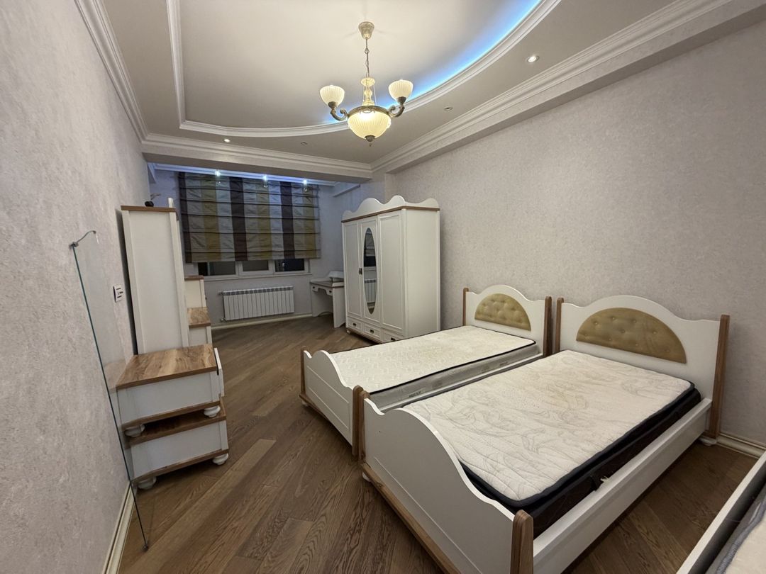 Satılır 3 otaqlı yeni tikili 168 m² — Mənzil, Bakı (5)