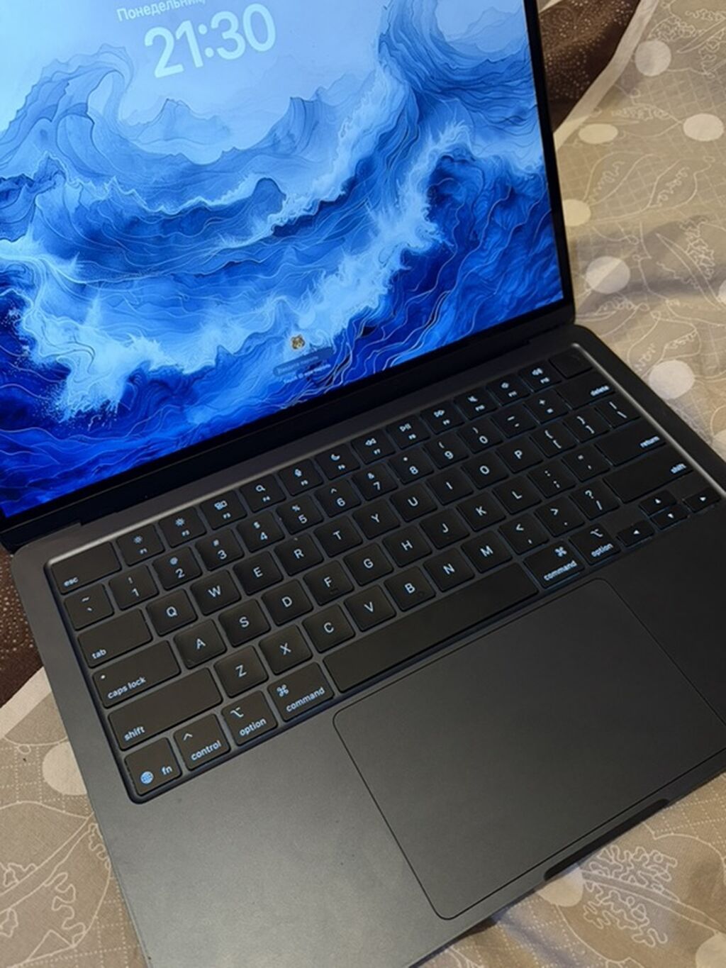 Apple MacBook M4 (Space Gray) noutbuku - 13–14 düymlük incə çərçivəli — Apple Macbook, Bakı (2)