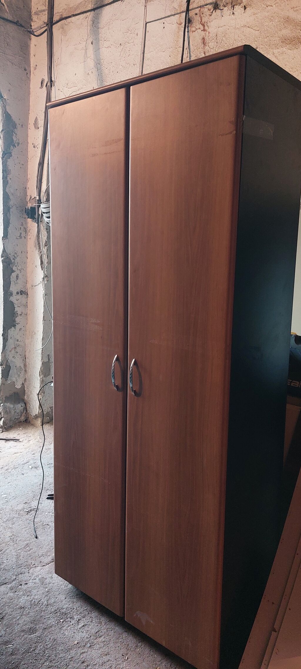 Dolablar ofis mebelləri hər şey var təzə kimidir — Musiqi və filmləri, Bakı (2)