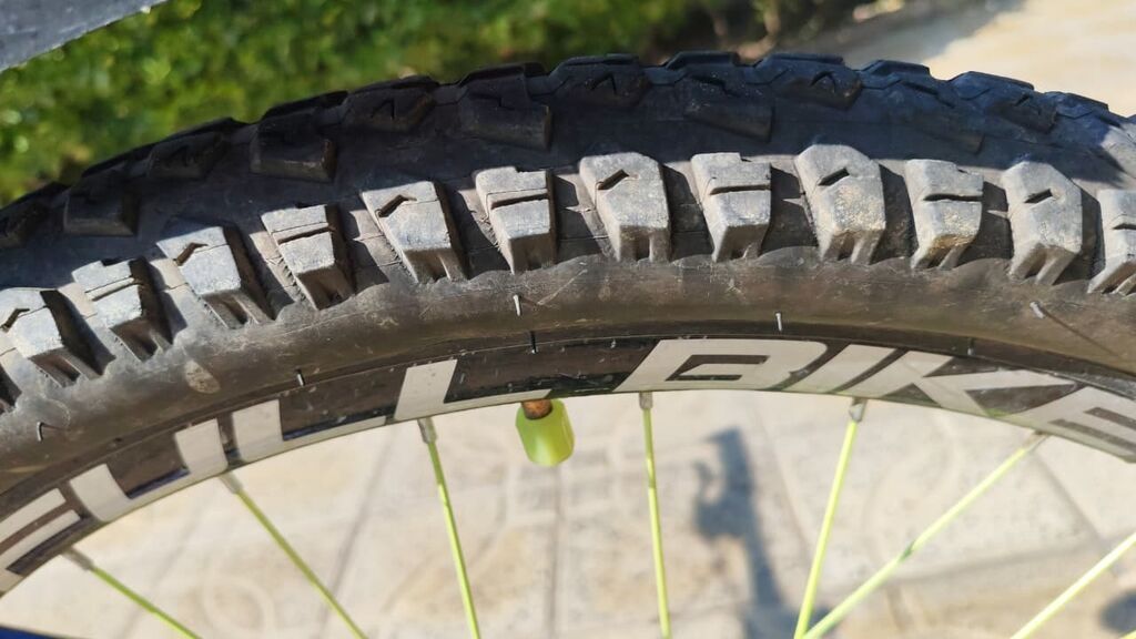 Velosipet 29 luq temiz seliqeli istifade edilib. Qiymet 130 azn .Unvan — Digər, Novxanı (3)