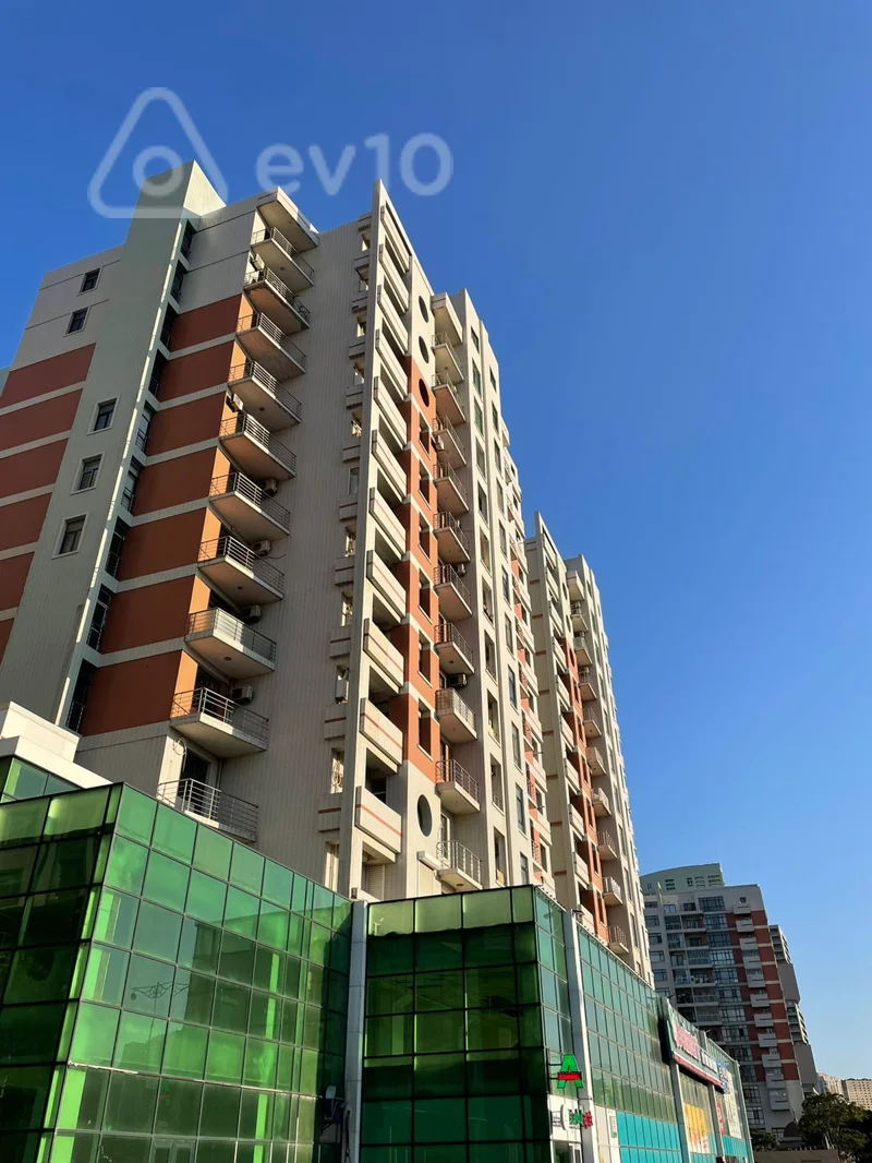 3 otaqlı mənzil, 117 m², Əbdülvahab Salamzadə — Bakı