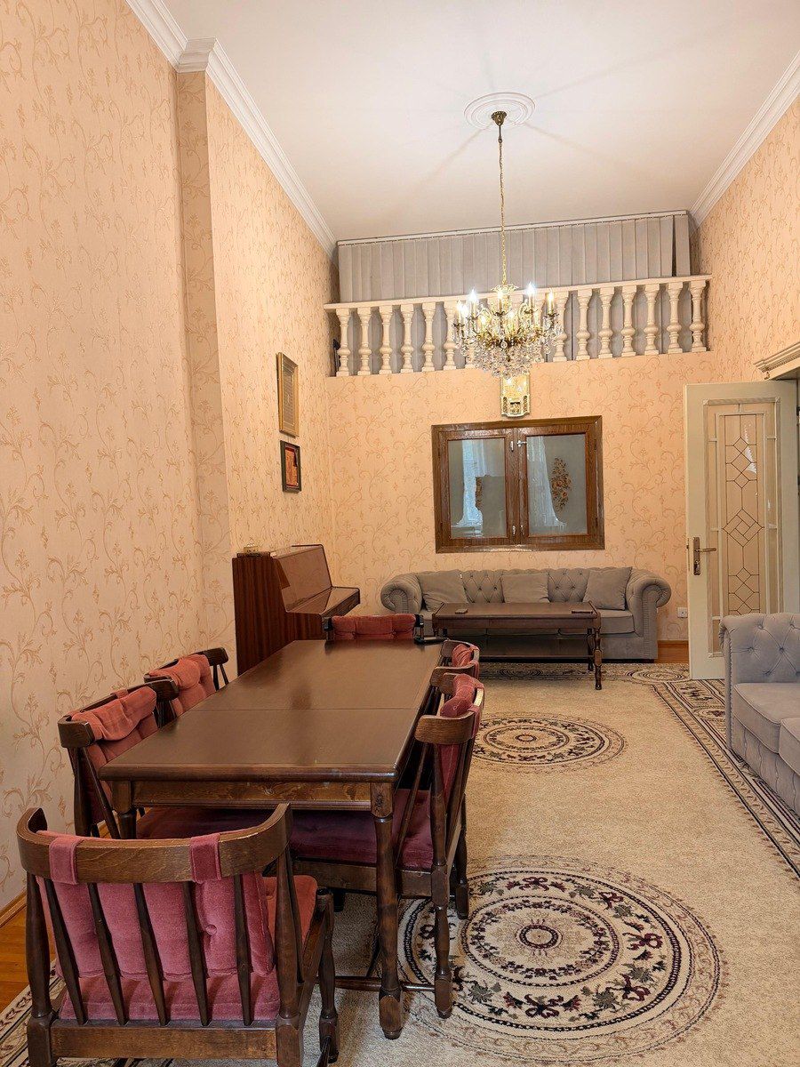 Satılır 4 otaqlı köhnə tikili 140 m² — Mənzil, Bakı (5)