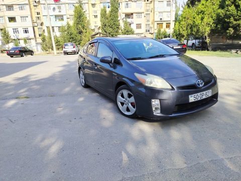 Toyota Prius, 1.8 L, 1.3 kWh, 2011 il, 189 000 km — Sumqayıt